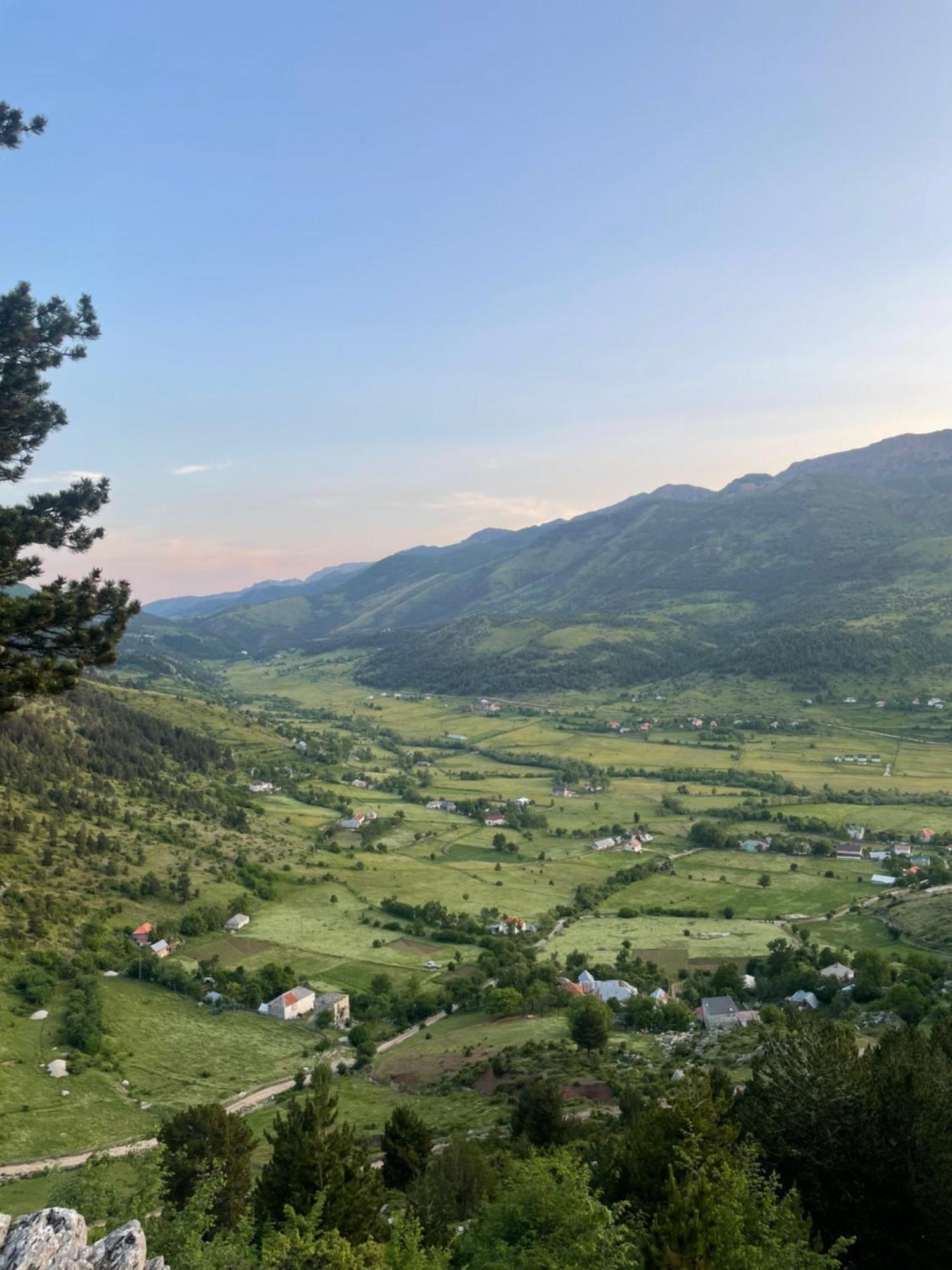 Lura Hotel Fushe-Lure Zewnętrze zdjęcie