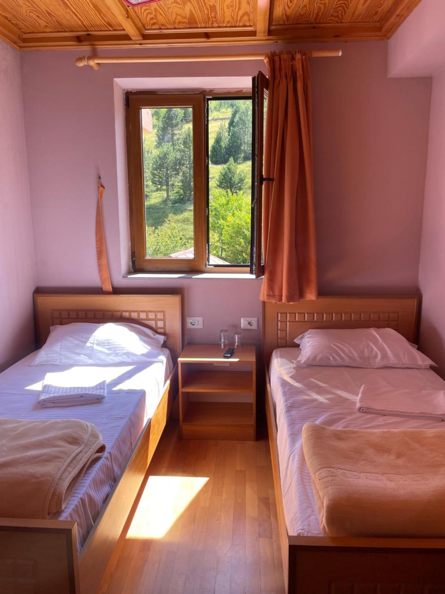 Lura Hotel Fushe-Lure Zewnętrze zdjęcie