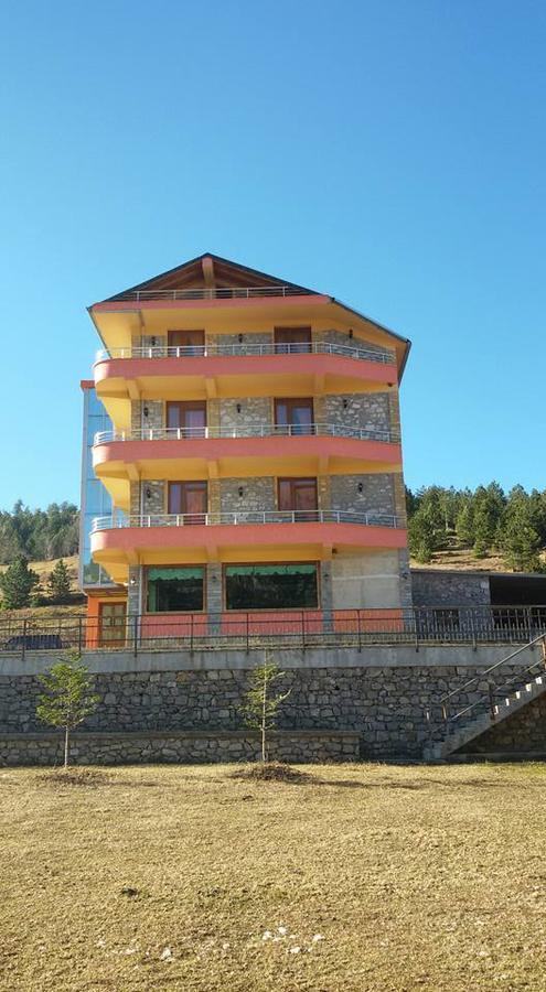 Lura Hotel Fushe-Lure Zewnętrze zdjęcie